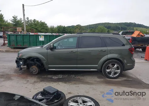 2016 Dodge Journey Crossroad Plus z USA, uszkodzony, nr VIN 3C4PDDGG7GT165022